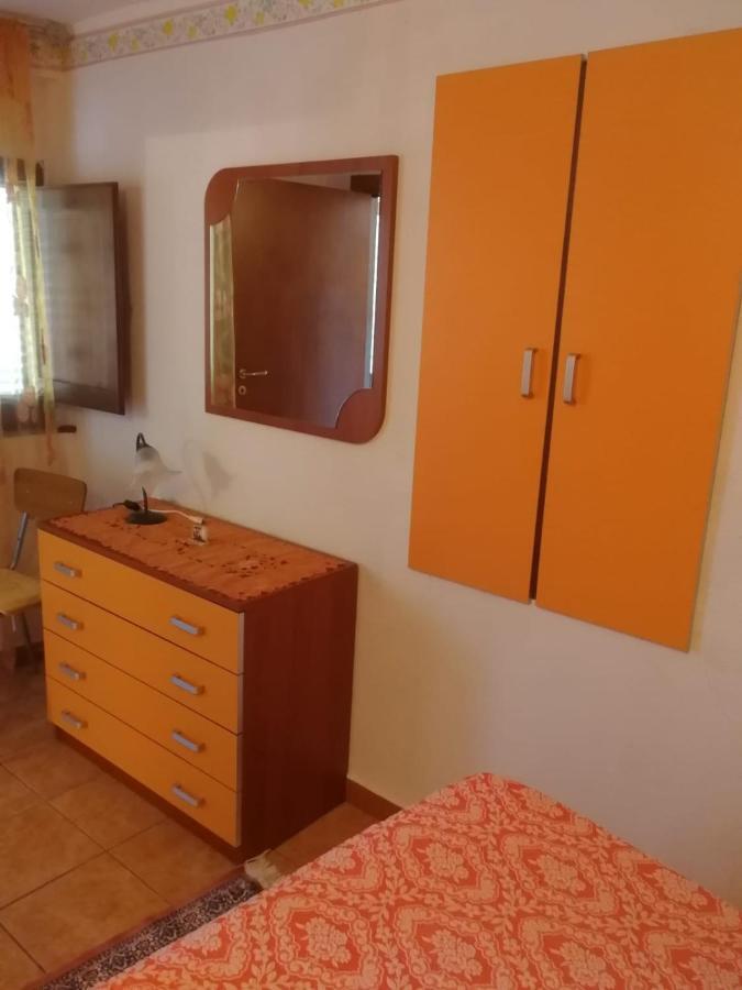 Casa- Vacanza Giro' - C2A6Peu3Ow Aieta Bagian luar foto