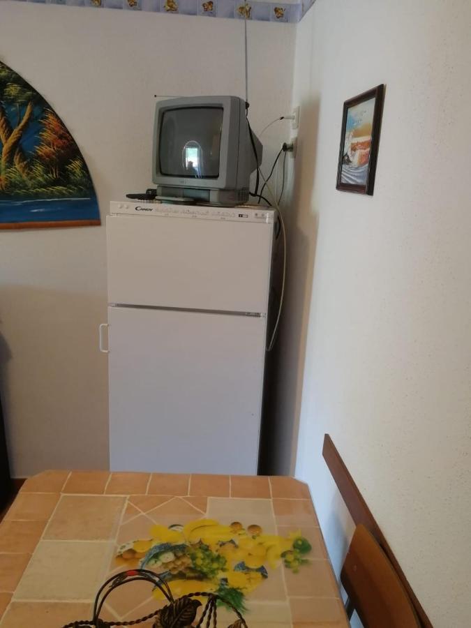 Casa- Vacanza Giro' - C2A6Peu3Ow Aieta Bagian luar foto