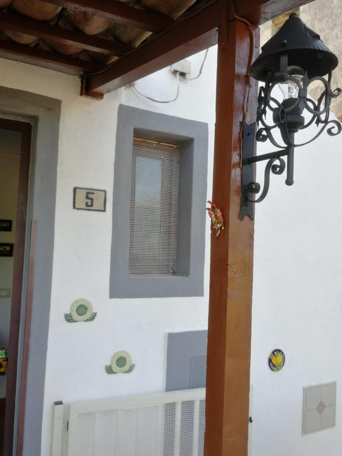 Casa- Vacanza Giro' - C2A6Peu3Ow Aieta Bagian luar foto